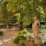 L'abeille - Boutique 4*