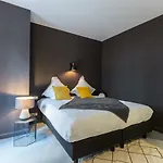 L'abeille - Boutique 4*