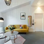 L'abeille - Boutique 4*