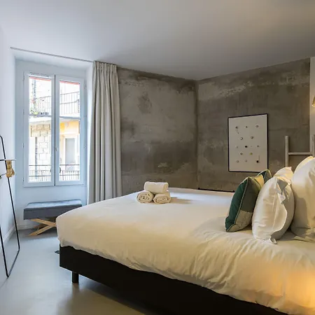 L'abeille - Boutique 4* Nice
