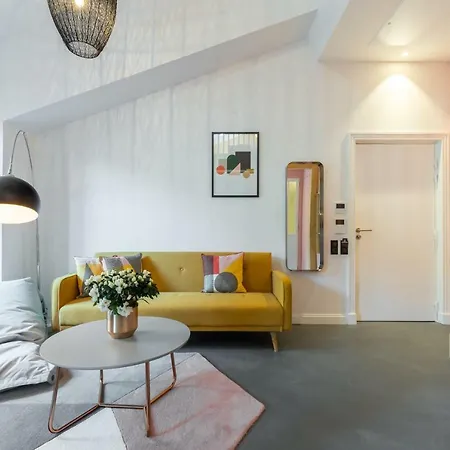 L'abeille - Boutique 4*
