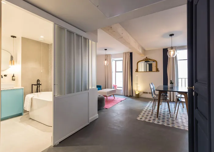 L'abeille - Boutique Hotel