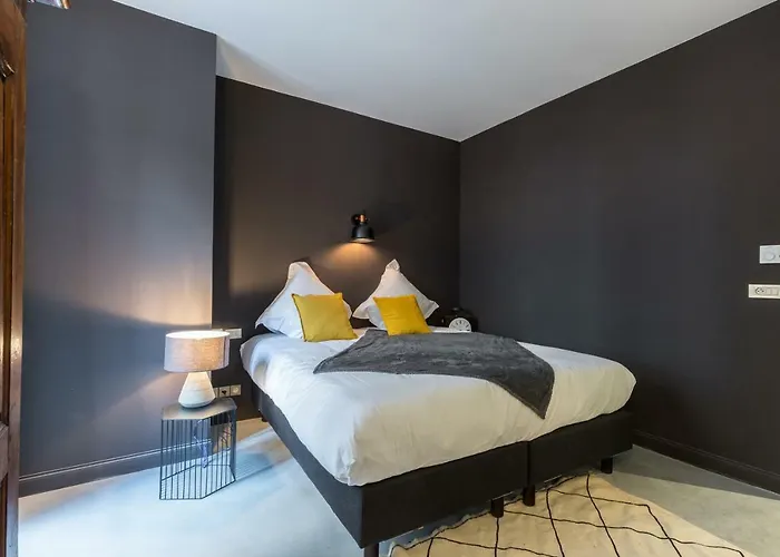 L'abeille - Boutique 4*