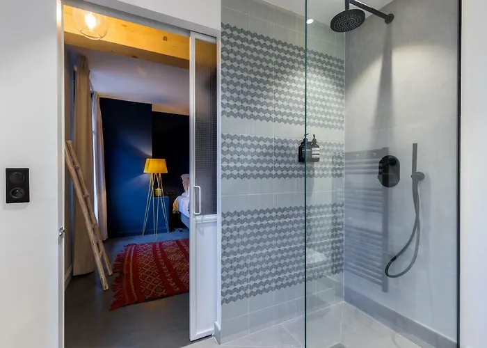 L'abeille - Boutique 4* Nice